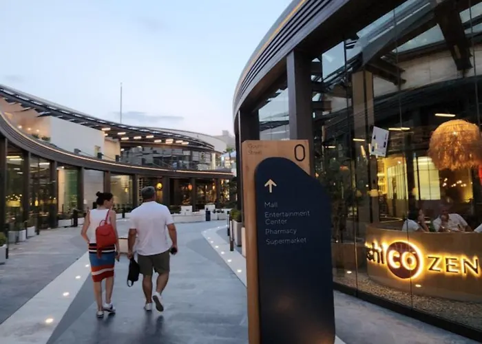 Diamond Residences 10fl Lux View & Free P Апартаменты Скопье